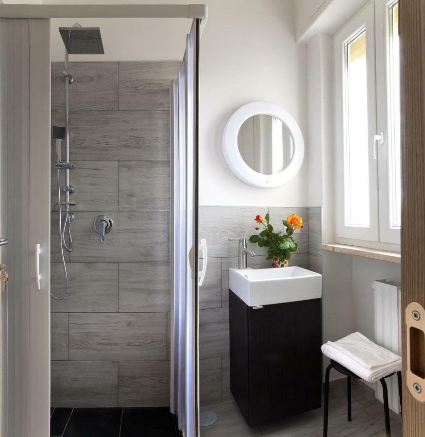 Pietra Di Mare Bed & Breakfast Bari Bagian luar foto