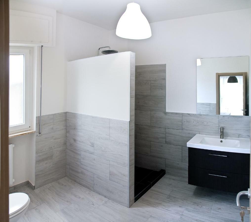 Pietra Di Mare Bed & Breakfast Bari Bagian luar foto